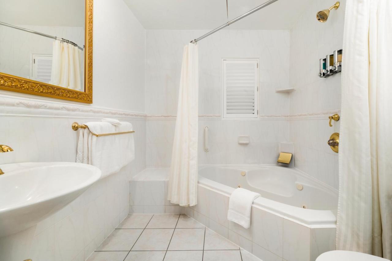 Coachman'S Inn, A Four Sisters Inn Carmel-by-the-Sea Exteriör bild