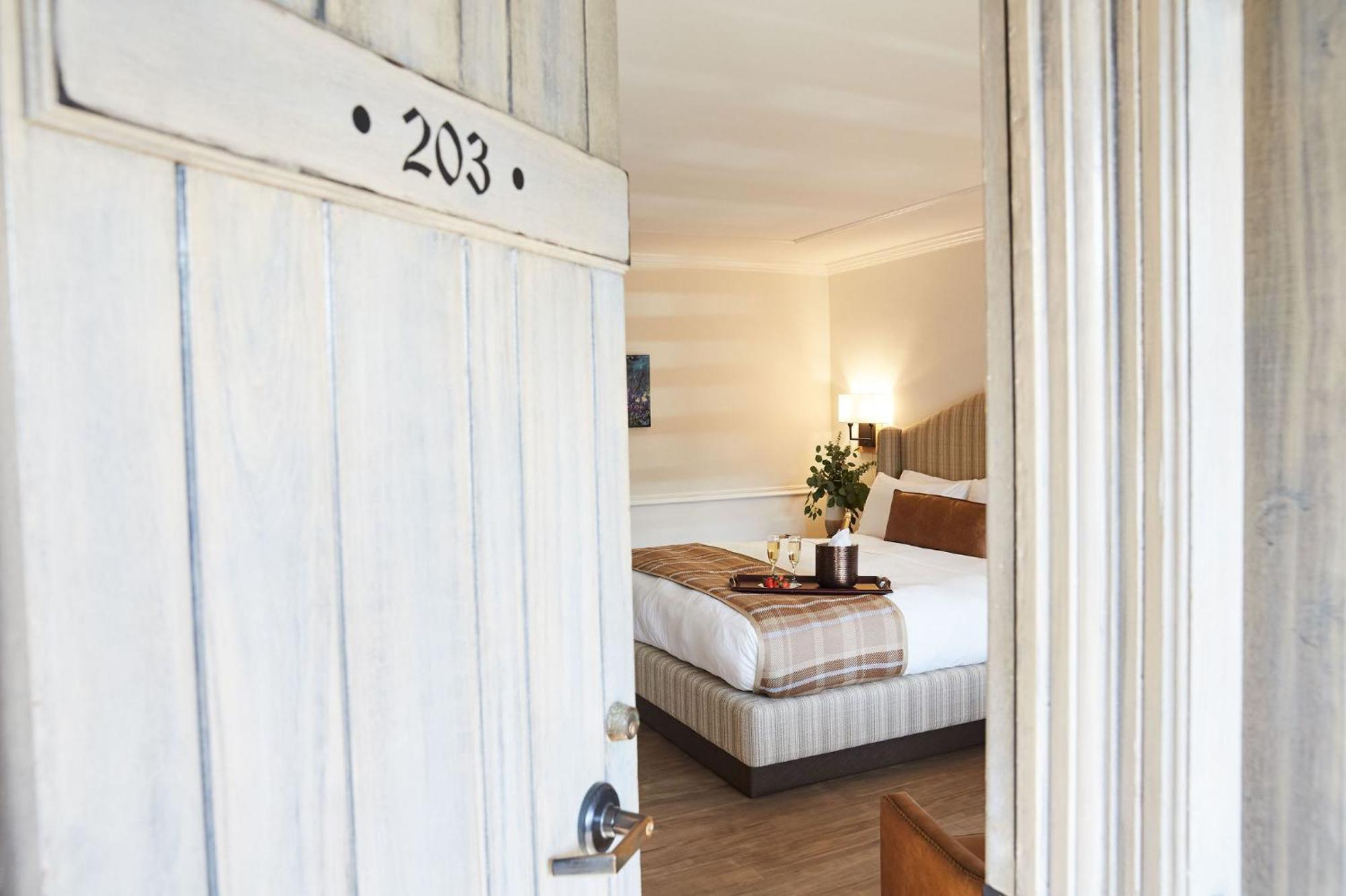 Coachman'S Inn, A Four Sisters Inn Carmel-by-the-Sea Exteriör bild